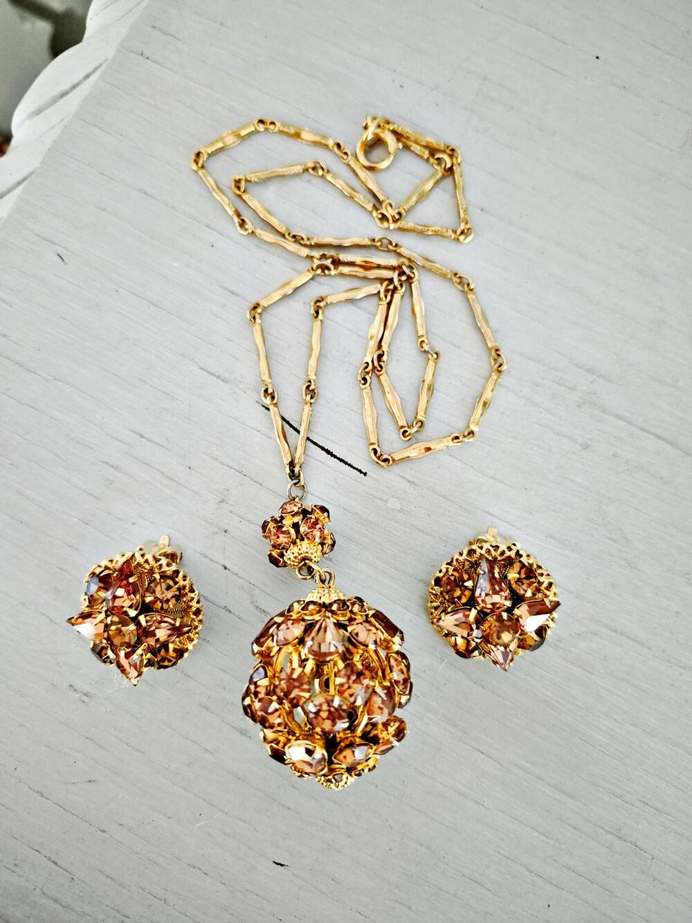 Vintage 1970s Citrine Crystal Orb Lariat Gold Plated Necklace and Earring Set